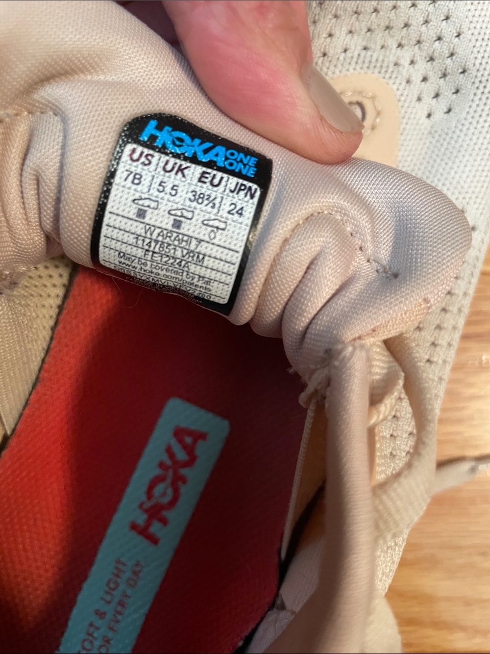 Hoka Arahi 7 Athletic Running Shoes - Picture 5 of 6